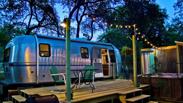 Retro-Airstream-Texas